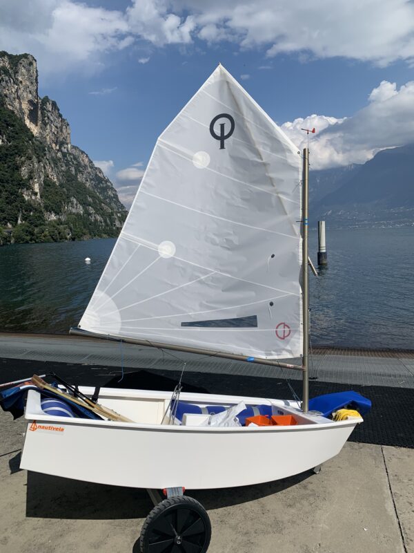 Brand-New Optimist Nautivela